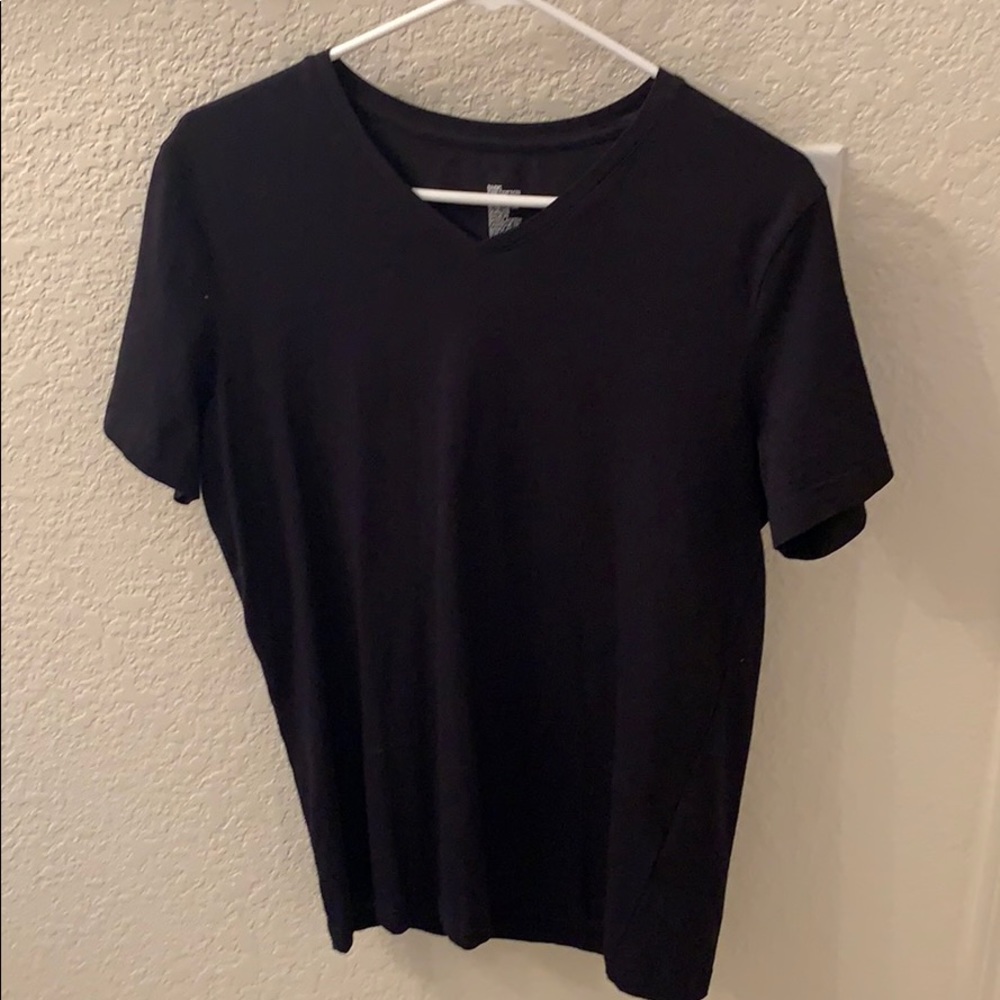 NWOT H&B basic V neck